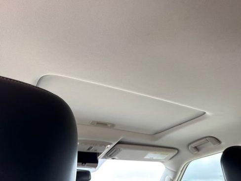 Used 2019 Nissan Armada SL w/ Premium Package RWD image 19