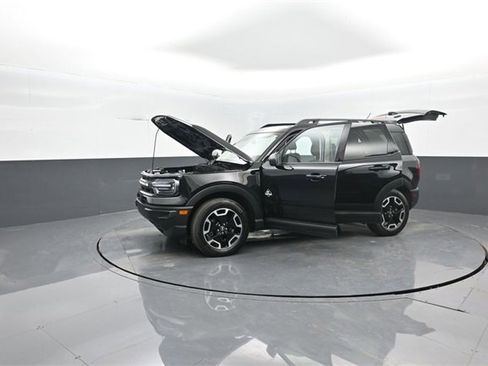 Certified 2023 Ford Bronco Sport Outer Banks w/ Tech Package image 37