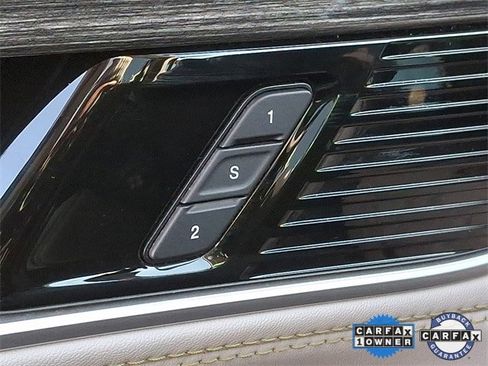 Certified 2022 Jeep Wagoneer Series III w/ Premium Group I image 28