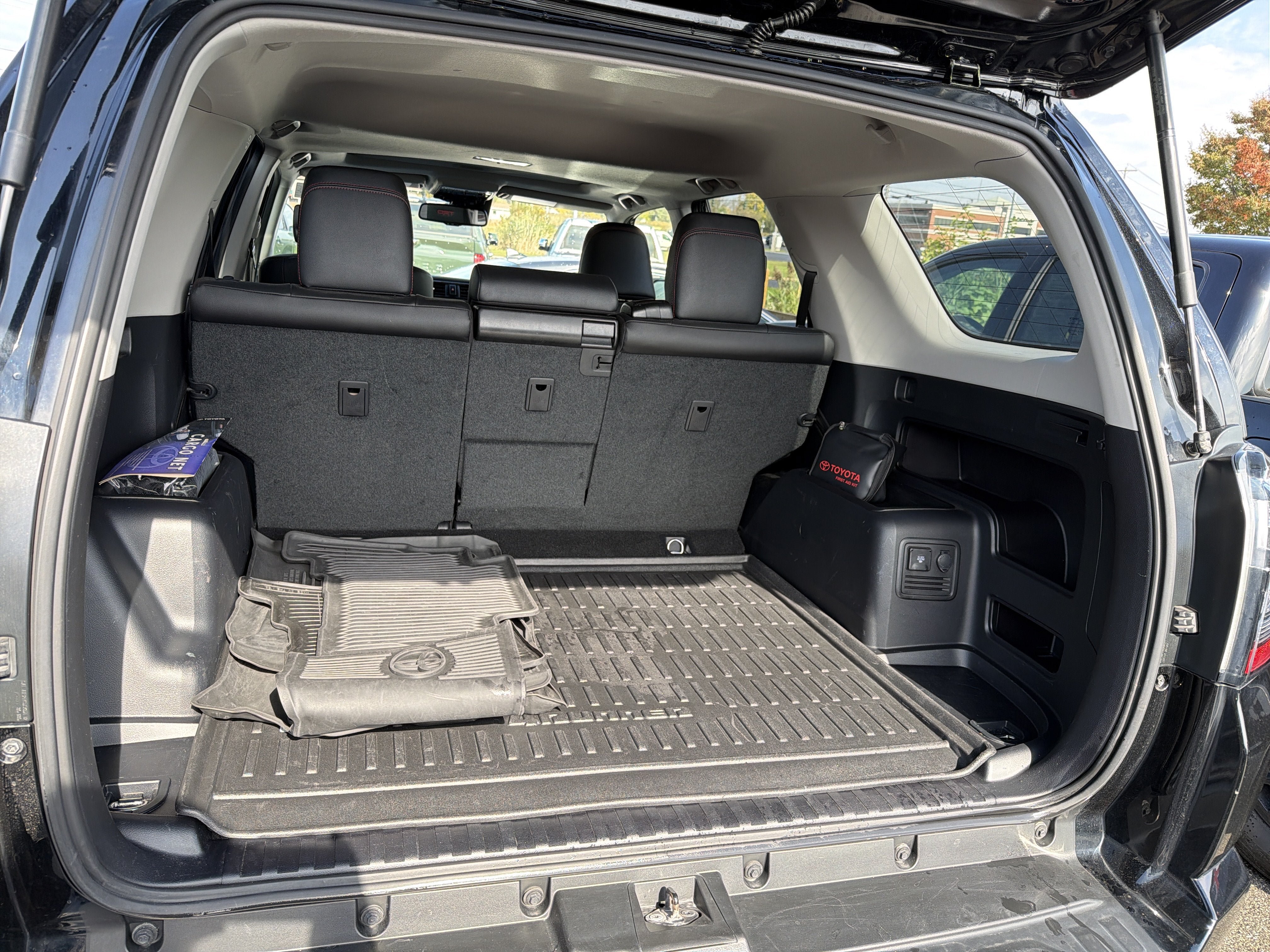 Used 2024 Toyota 4Runner TRD Off-Road Premium w/ Moonroof Package AWD/4WD image 23