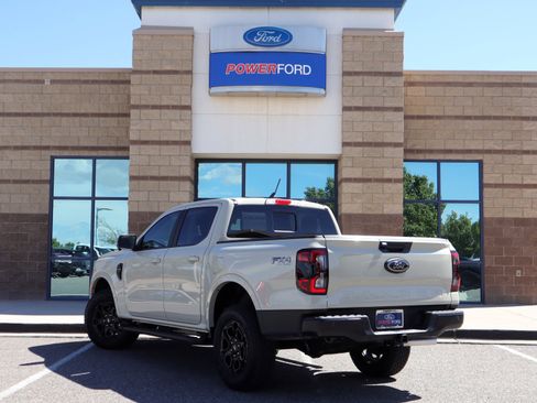 Used 2025 Ford Ranger Lariat w/ FX4 Off-Road Package image 8