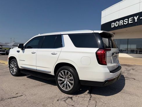 Used 2021 GMC Yukon SLT w/ SLT Luxury Plus Package RWD image 8