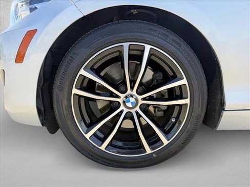 Used 2020 BMW 230i Coupe w/ Convenience Package RWD image 18