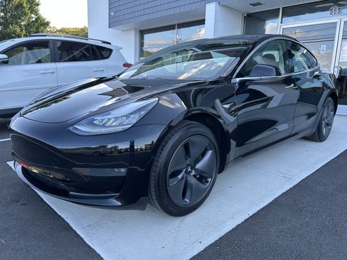 Used 2019 Tesla Model 3 Mid Range image 3