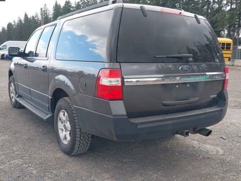 Used 2017 Ford Expedition EL XL w/ Equipment Group 101A AWD/4WD image 3