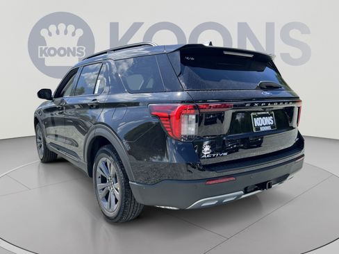New 2026 Ford Explorer Active w/ Active Comfort Package AWD/4WD image 4