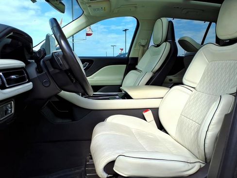 Used 2020 Lincoln Aviator Black Label w/ Dynamic Handling Package image 17