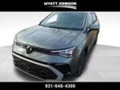 Used 2025 Volkswagen Taos SE