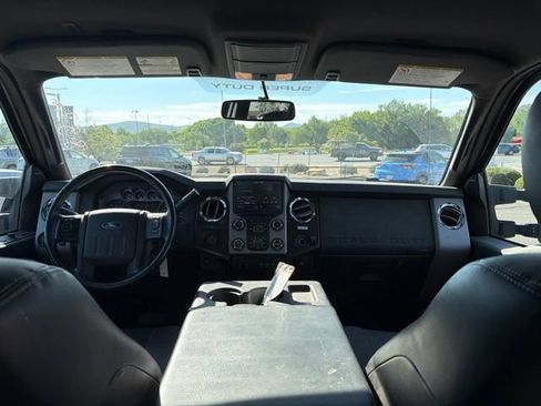 Used 2015 Ford F250 Lariat w/ Lariat Interior Package AWD/4WD image 8