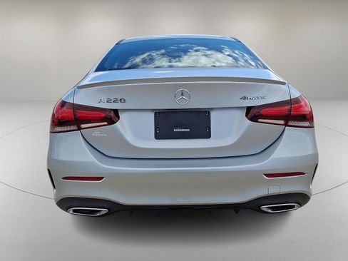 Used 2020 Mercedes-Benz A 220 4MATIC image 9