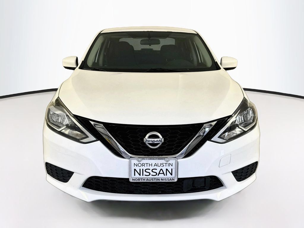 Used 2018 Nissan Sentra SV FWD image 2