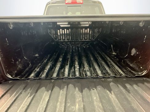 Used 2023 Chevrolet Colorado Z71 image 30