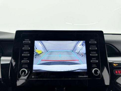 Used 2021 Toyota Camry LE w/ Carpet Mat Package (TMS) FWD image 7