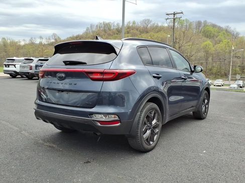 Used 2022 Kia Sportage Nightfall Edition image 7