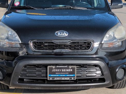 Used 2013 Kia Soul + w/ Audio Pkg image 9