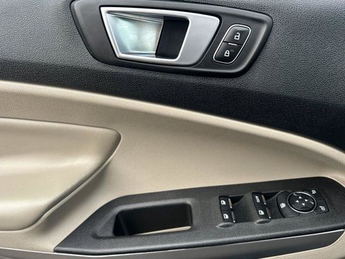 Used 2021 Ford EcoSport Titanium image 10