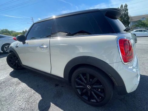 Used 2017 MINI Cooper S FWD image 4