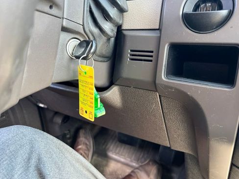 Used 2009 Ford F150 XL RWD image 14