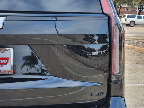 Used 2021 Cadillac Escalade Sport w/ Driver Assist Tech Package image 16