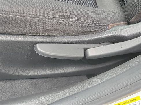 Used 2021 Chevrolet Spark LT image 43