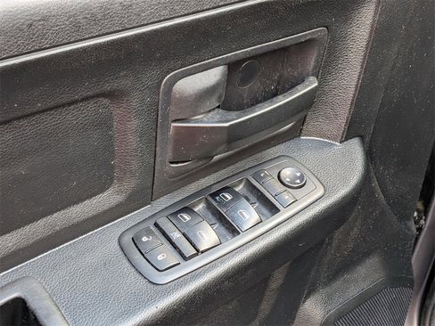 Used 2018 RAM 1500 Express w/ Express Value Package image 10