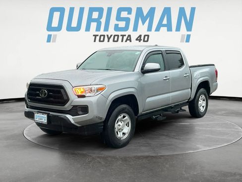 Used 2020 Toyota Tacoma SR w/ SR Convenience Package RWD image 3