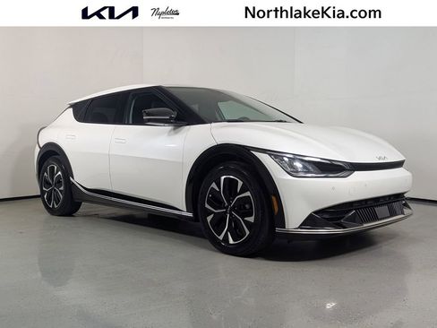 Used 2022 Kia EV6 Wind image 1