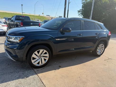 Used 2020 Volkswagen Atlas Cross Sport SE AWD/4WD image 3