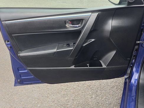 Used 2015 Toyota Corolla S image 10