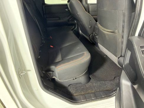 Used 2022 Nissan Frontier PRO-4X AWD/4WD image 15