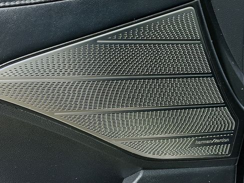 Used 2020 Hyundai Palisade Limited image 18