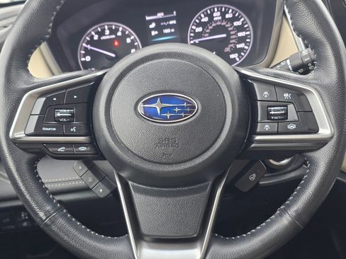 Used 2020 Subaru Outback Limited image 16
