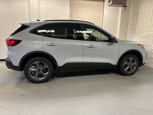 New 2026 Ford Escape ST-Line w/ Tech Pack #1 image 22