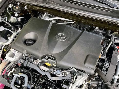 Used 2020 Toyota Camry XLE w/ Carpet Mat Package FWD image 35