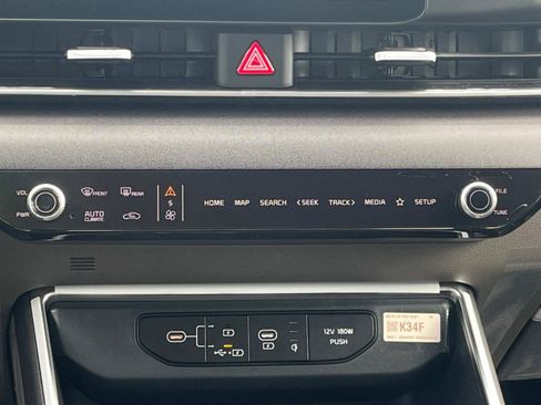 New 2026 Kia Carnival EX FWD image 15
