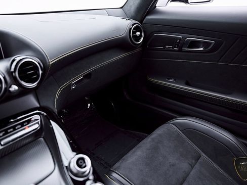 Used 2018 Mercedes-Benz AMG GT R image 83