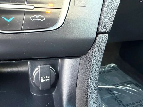 Used 2019 Dodge Charger SXT AWD/4WD image 28