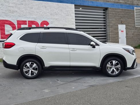 Used 2023 Subaru Ascent Premium AWD/4WD image 8
