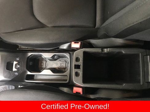 Certified 2023 Jeep Renegade Latitude image 22