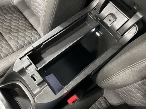 Used 2019 Chevrolet Equinox LT image 27