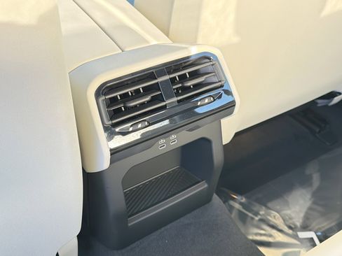 New 2026 BMW 530i w/ M Sport Package image 19