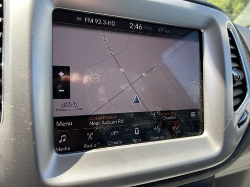 Used 2018 Jeep Compass Latitude w/ Popular Equipment Group AWD/4WD image 24