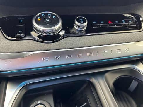 New 2027 Ford Expedition Tremor w/ Driver's Package AWD/4WD image 37