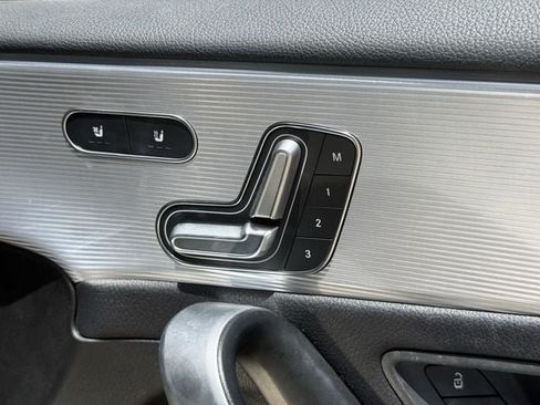 Used 2019 Mercedes-Benz A 220 image 28