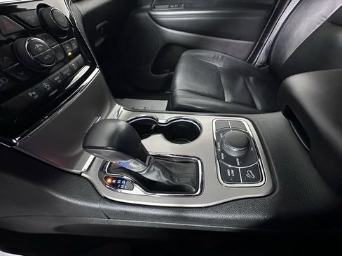 Used 2021 Jeep Grand Cherokee Limited w/ Trailer Tow Group IV image 31