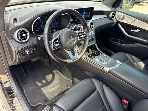 Used 2023 Mercedes-Benz GLC 300 4MATIC Coupe image 22