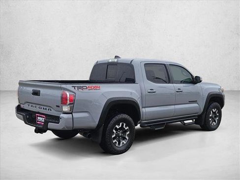 Used 2021 Toyota Tacoma TRD Off-Road image 5