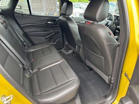 Used 2024 Chevrolet Trax RS w/ Driver Confidence Package FWD image 21
