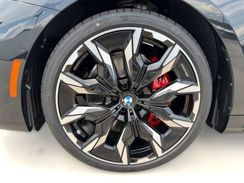 New 2027 BMW 540i xDrive w/ Executive Package AWD/4WD image 12