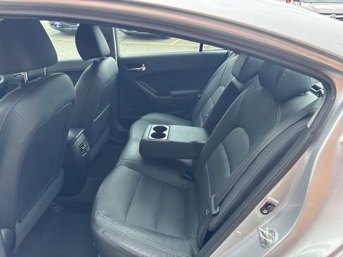 Used 2015 Kia Forte EX w/ Premium Package FWD image 17